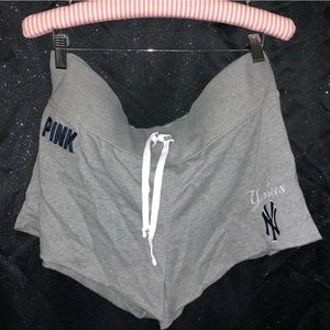 VS PINK Yankee’s MLB Shorts